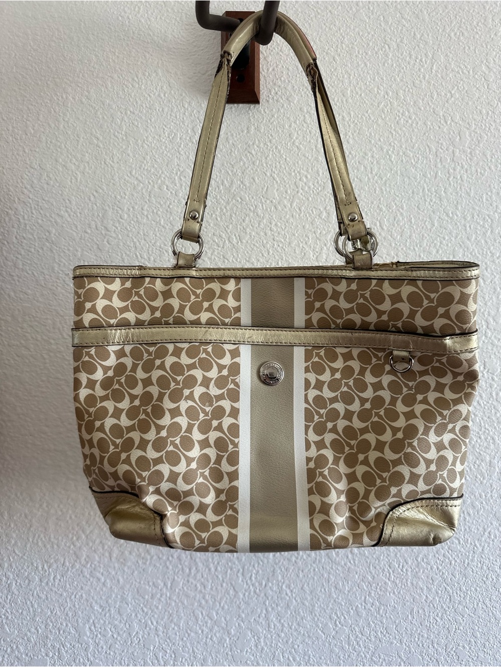 Coach Chelsea Heritage Signature Tote Khaki Gold Metallic Shoulder Bag F15137